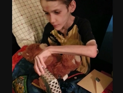 Dejan morir de hambre a su hijo diabético “porque Dios así lo quería”