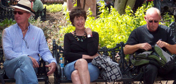 Cerca de un millón de estadounidenses que viven en México son ilegales