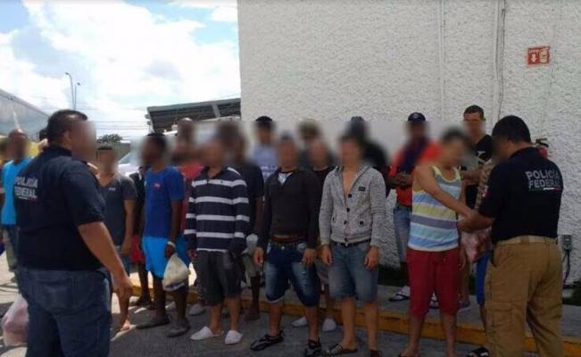 Rescata Policía Federal a 31 cubanos <br>secuestrados en Quintana Roo