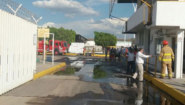 Explota refinería de Pemex en Salamanca; hay 8 heridos