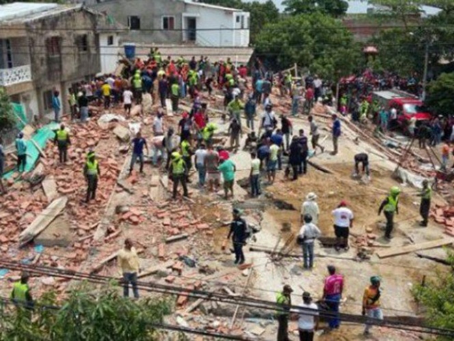 Mueren cuatro personas al caer edificio en construcción en Cartagena