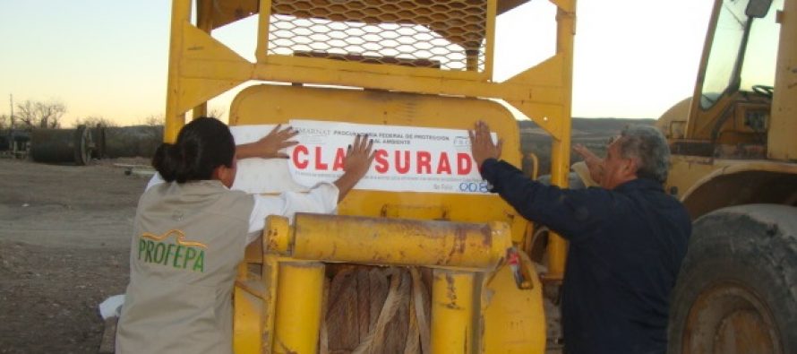 Procuraduría ambiental clausura dos bancos de materiales pétreos en Querétaro
