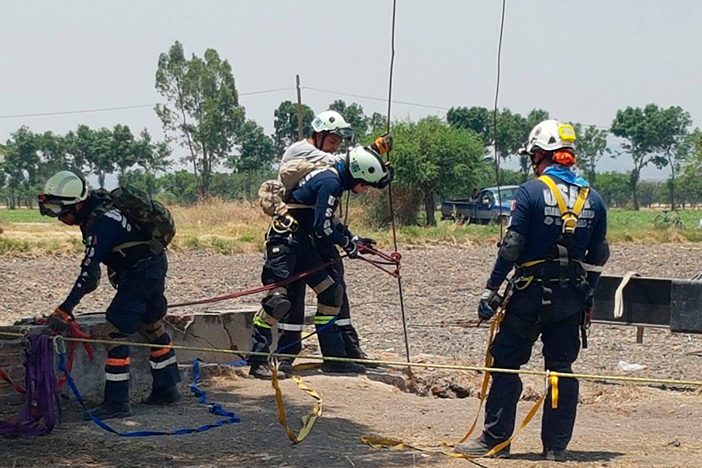 Recuperan en Guanajuato cuerpo de menor que cayó a un pozo