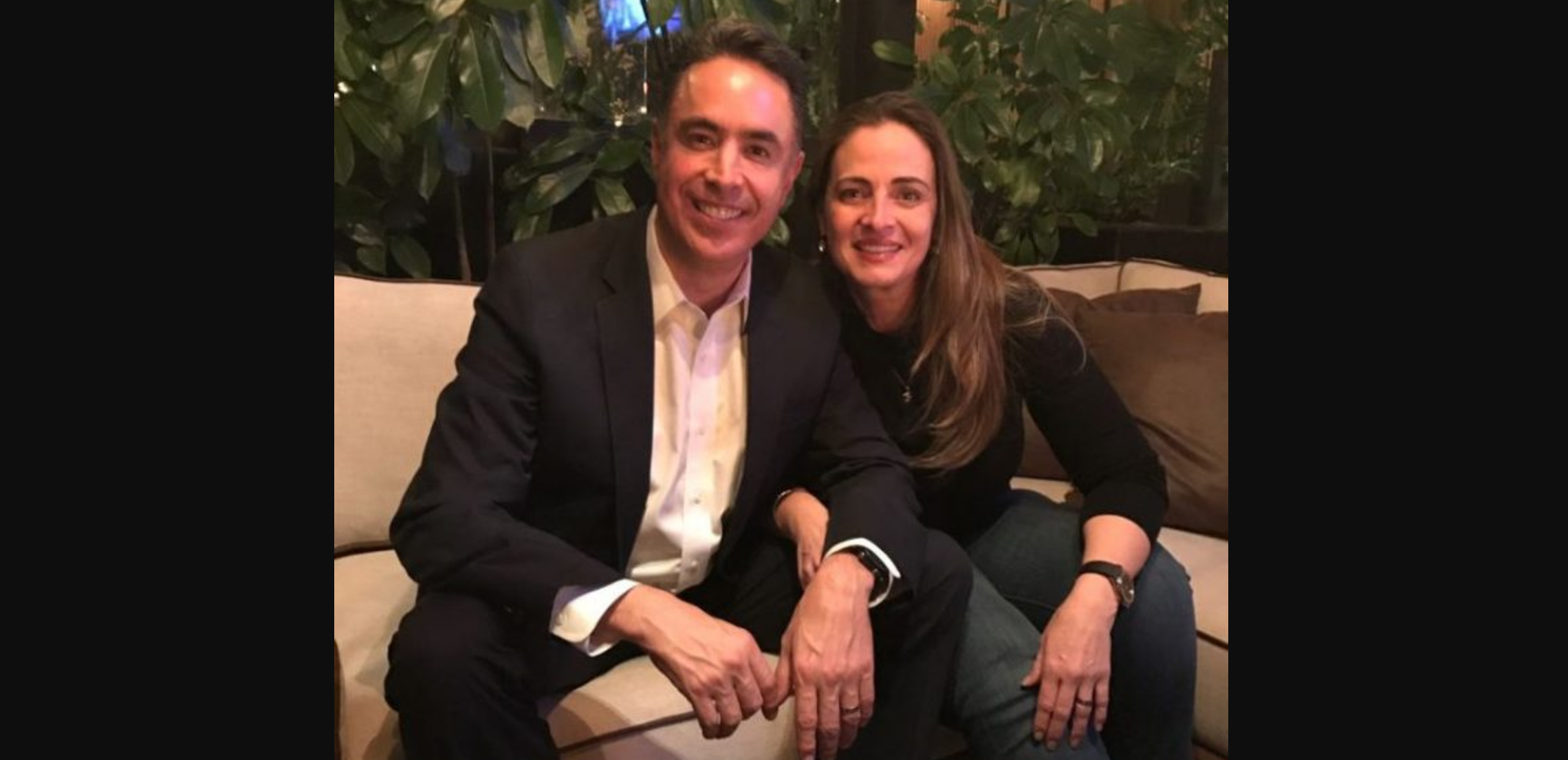 Insólito: Memo Anaya declara <br>menos ingresos que su esposa