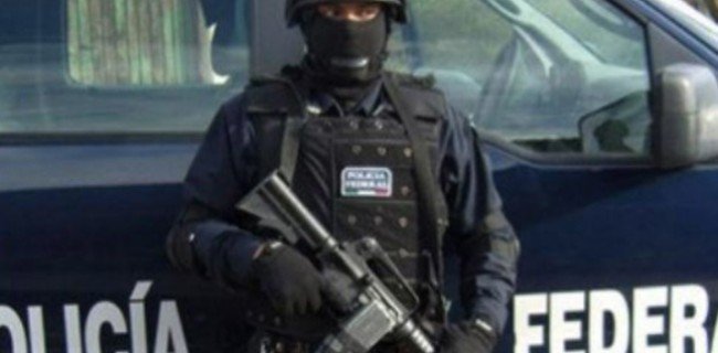 Se entrega en EUA expolicía federal investigado por ambos países