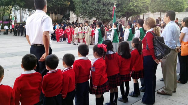 Retoman clases 25.7 millones de alumnos