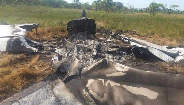 Se estrella avioneta con cocaína; 2 muertos