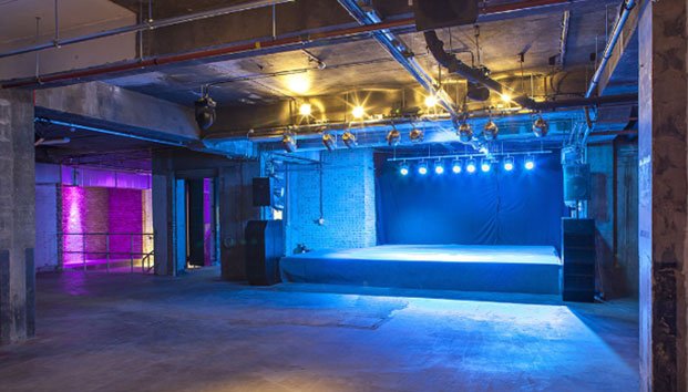 Ataque con ácido en discoteca deja 12 heridos