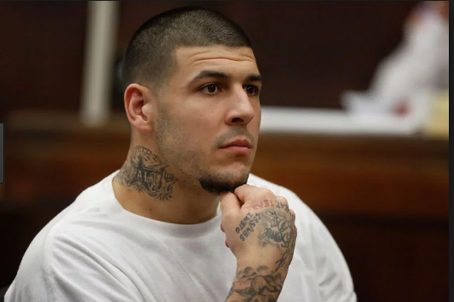 Donan el cerebro de Aaron Hernández a la Universidad de Boston