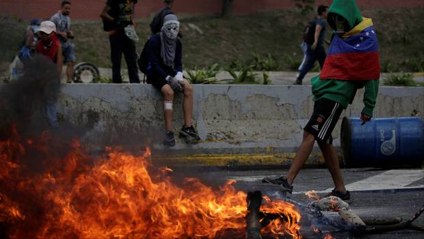 Confirman 26 muertos por violencia en protestas en Venezuela