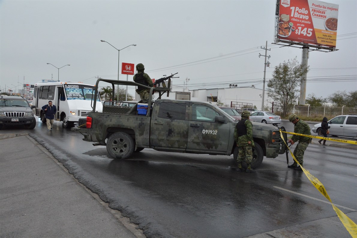 Suman 12 personas muertas en enfrentamientos y bloqueos en Reynosa