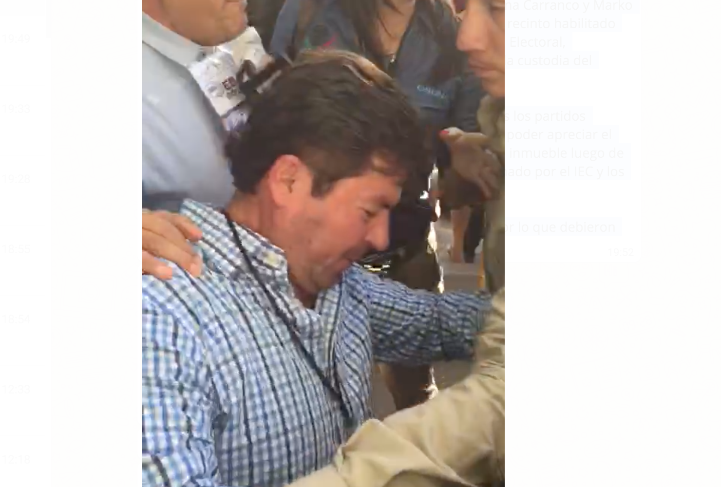 Legisladores panistas <br>tratan de reventar debate