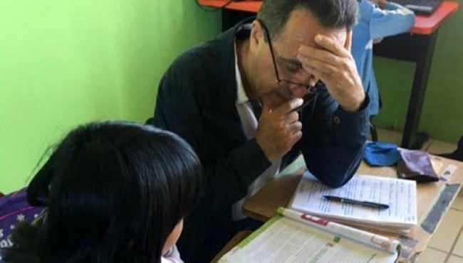 Labor de docentes, fundamental para el desarrollo de México: Peña Nieto