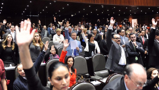 PRI pide investigar reto que promueve el suicidio en redes sociales