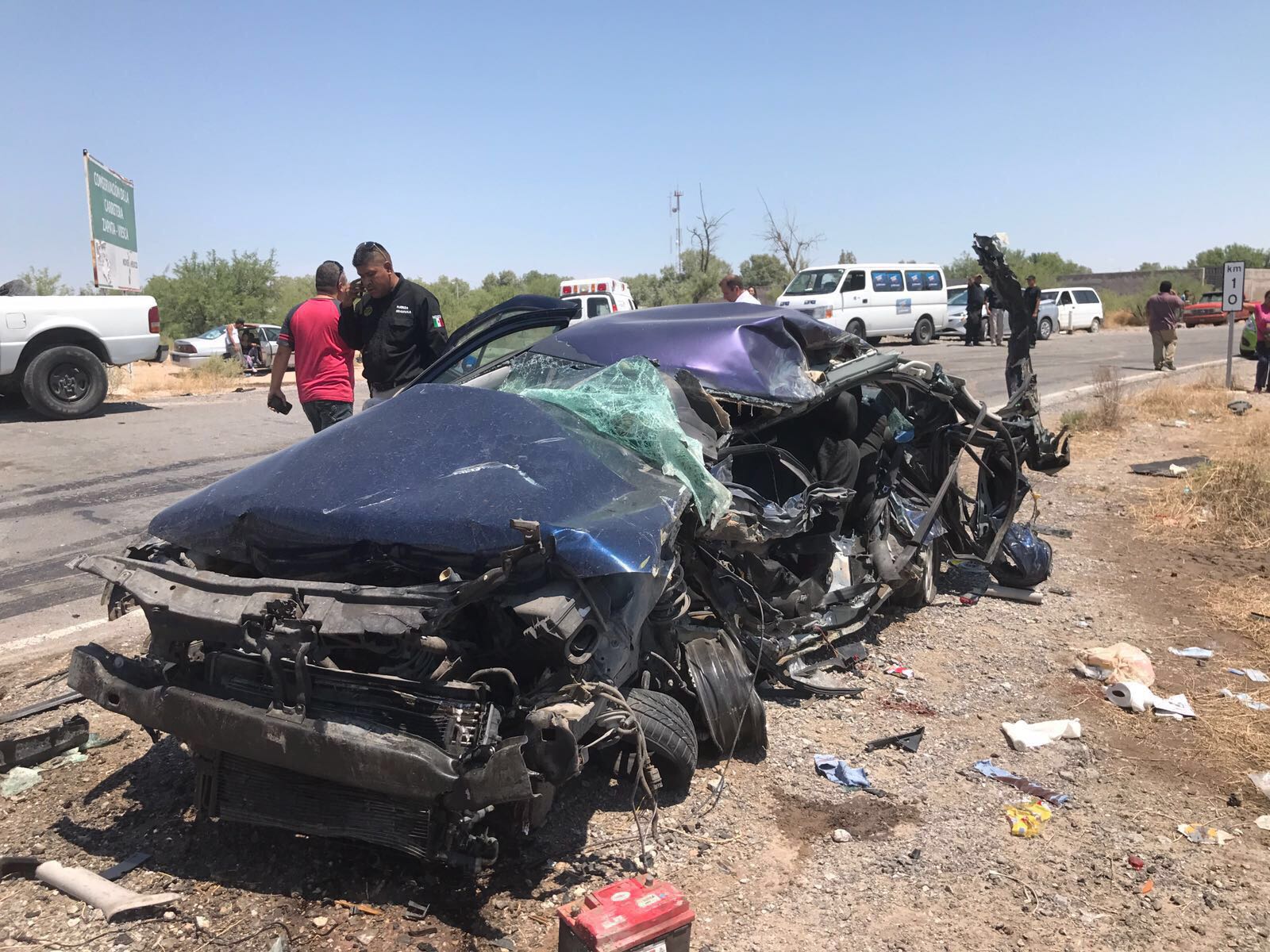 Sufren accidente colaboradores <br>de campaña de Memo Anaya