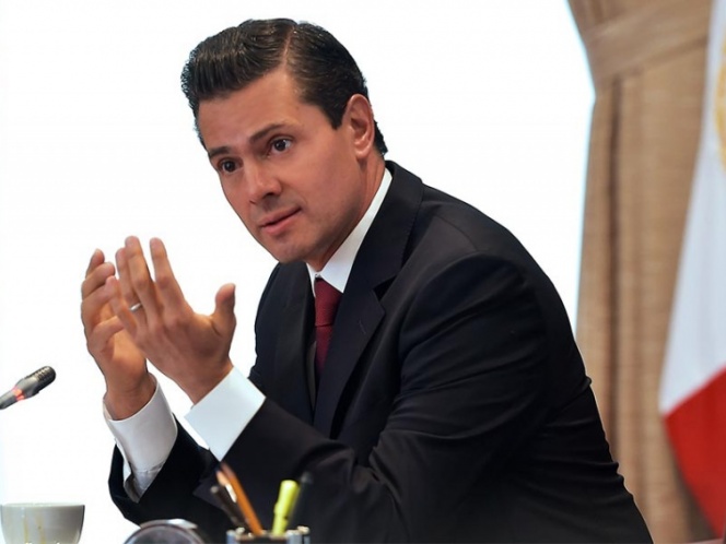 Peña Nieto se reúne con empresarios; anunciarán inversión de 50 empresas
