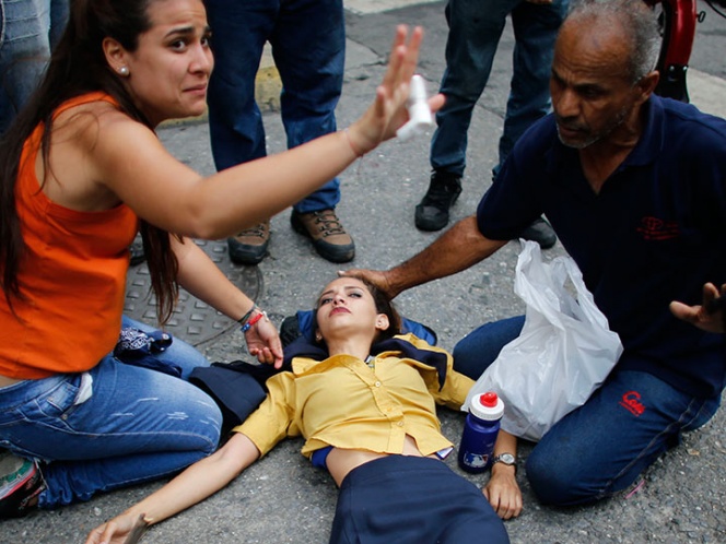 Mueren 13 simpatizantes de Maduro en accidente carretero