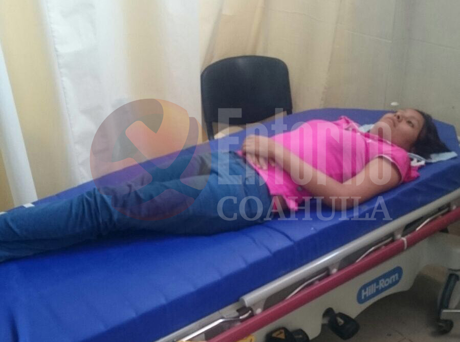 Arrolla auto fantasma a motociclistas en San Pedro