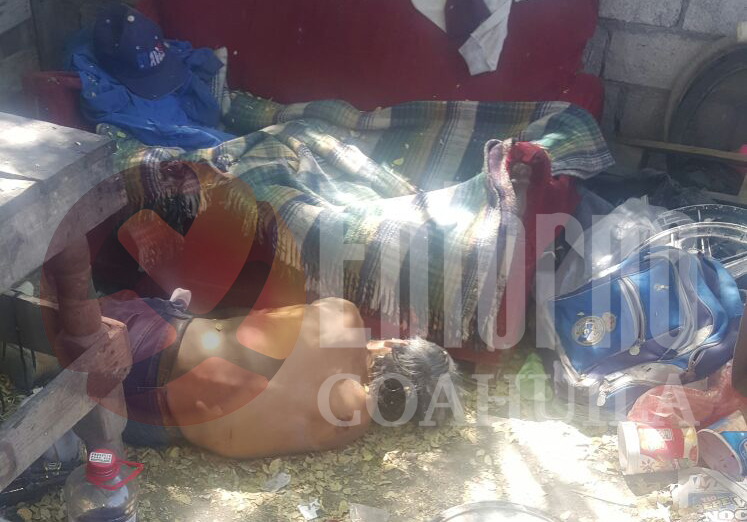 Localizan dos cadáveres en finca de Torreón