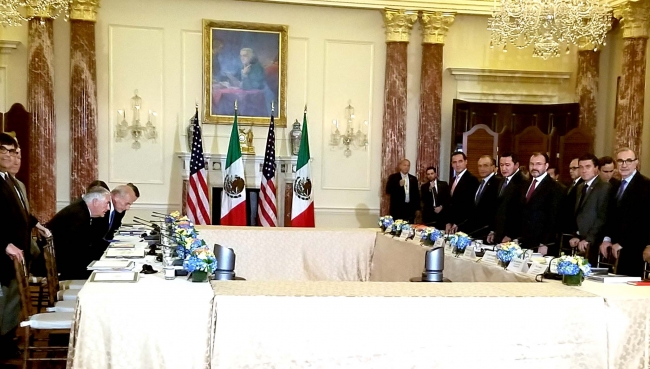 Prefiere México negociación trilateral del TLCAN: Videgaray