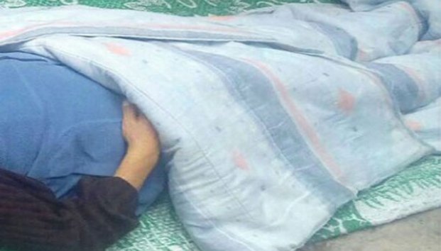 Sexagenaria se cuelga de tendedero