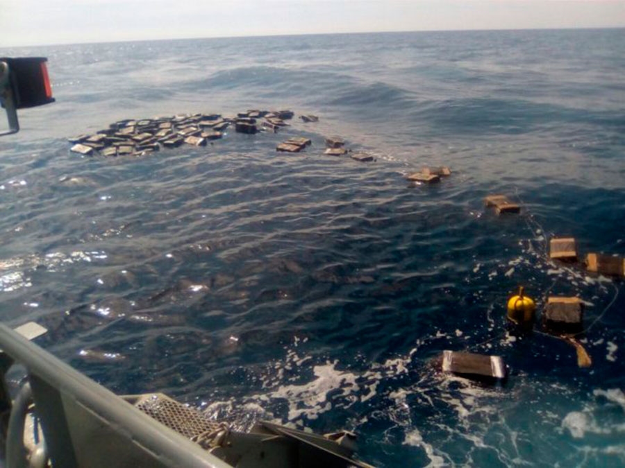 Armada de México asegura 76 bultos de cocaína en Los Cabos