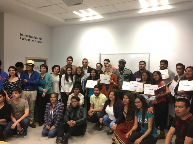 Dreamers mexicanos planifican estrategias ante Trump