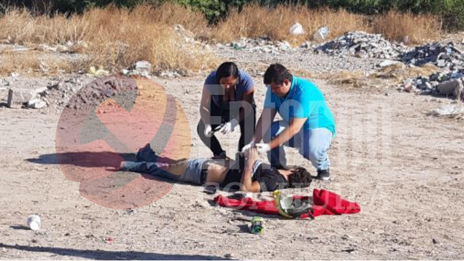 Torreonense invade carril para <br>rebasar y mata a motociclista