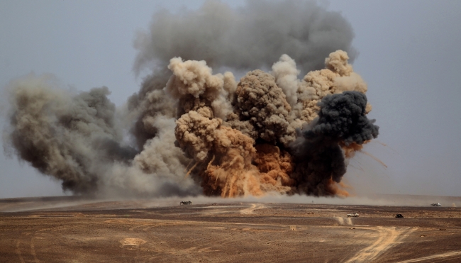 Irán lanza misiles contra yihadistas en Siria tras atentados en Teherán