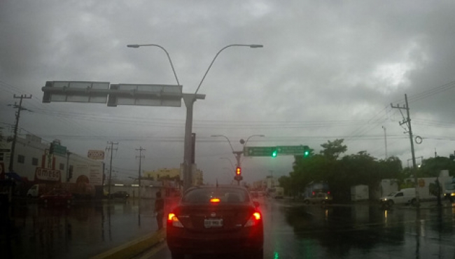 Mantienen alerta en Quintana Roo por fenómenos meteorológicos