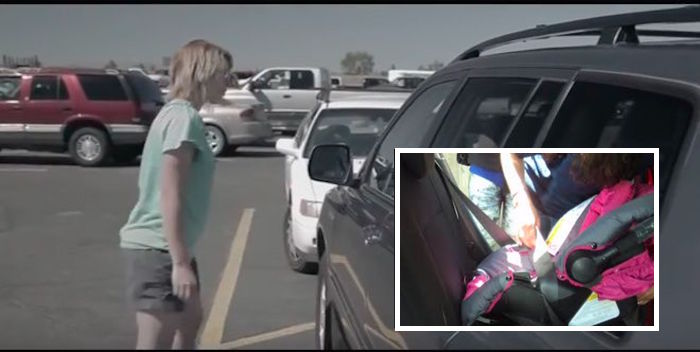 Dejó a su hija dentro del auto en el sol