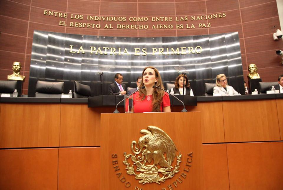 Tunde Carolina Viggiano al <br>PAN por elección en Coahuila