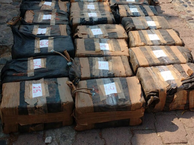 Halla Marina 825 kilos de ‘coca’ escondida en buque pesquero