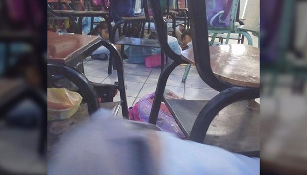 Niños se resguardan durante balaceras en Reynosa este viernes