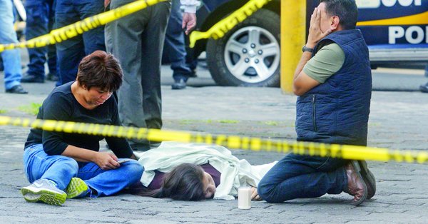 Pareja iba por pizza y los balean