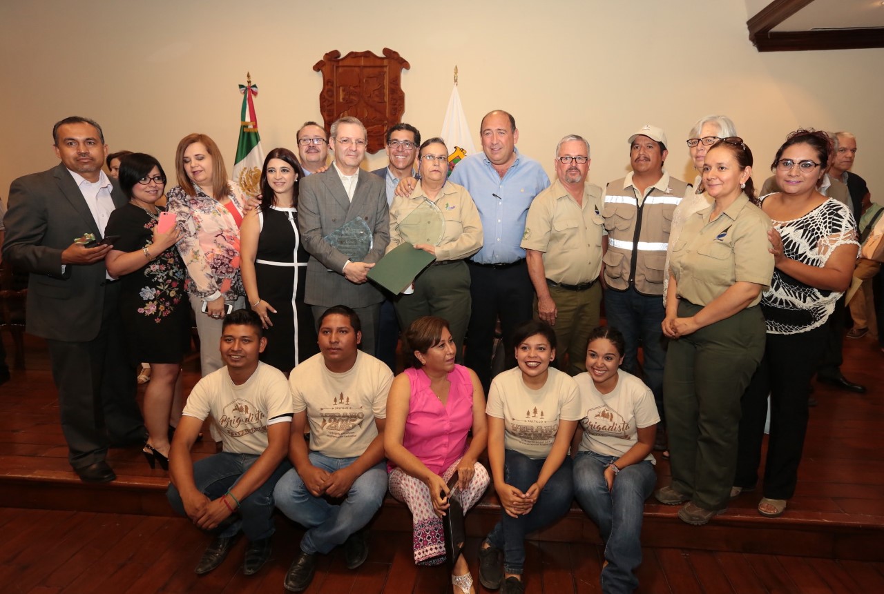 Entrega Rubén Moreira “Premio Ambiental Coahuila 2017”