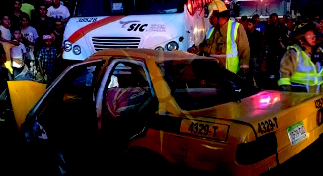 Fatal muerte de un taxista al quedar prensado en accidente