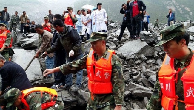 Aumenta a 56 la cifra de muertos por inundaciones en sur y centro de China