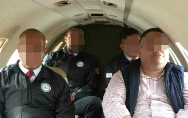 Autoridades de la PGR trasladan a México a Javier Duarte