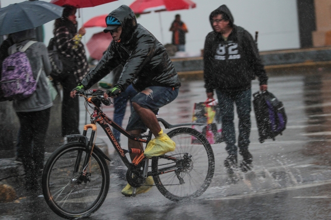 Prevén tormentas de fuertes a muy fuertes en 23 estados
