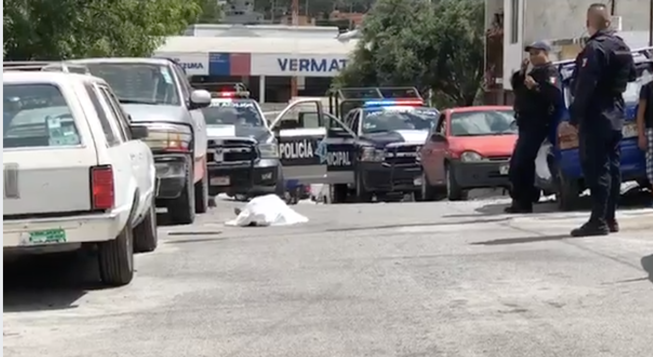 Muere hombre atragantado <br>con pollo en Saltillo