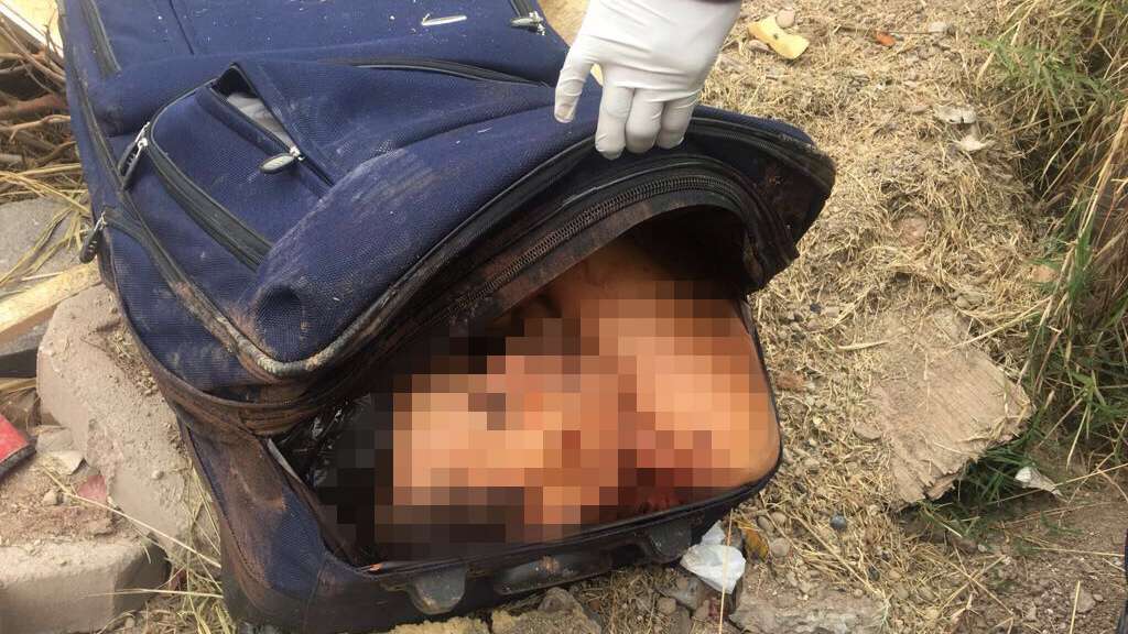 Hallan cadáver dentro de maleta en Torreón
