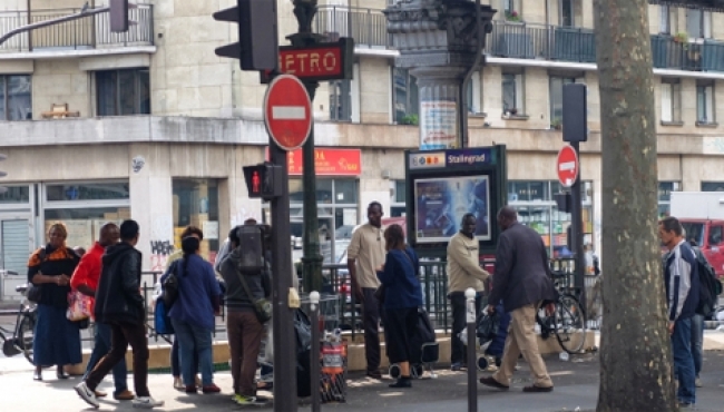 Juez de EUA amplia categorías de personas fuera de prohibición migratoria