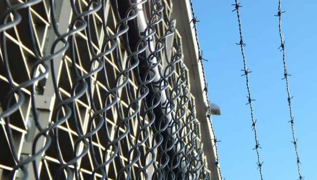 Reportan riña entre internos en penal de Acapulco