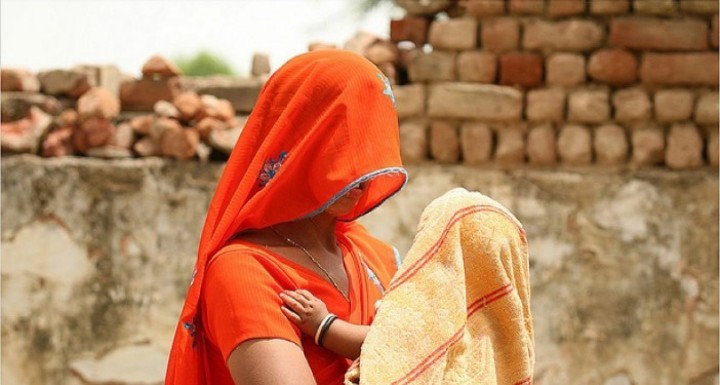 Mujer es atacada con ácido por quinta vez en la India