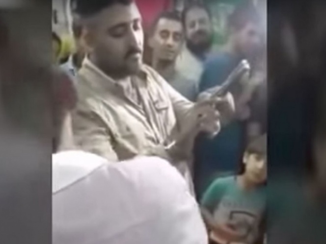 Celebra una boda con un arma y dispara a niña en la cara