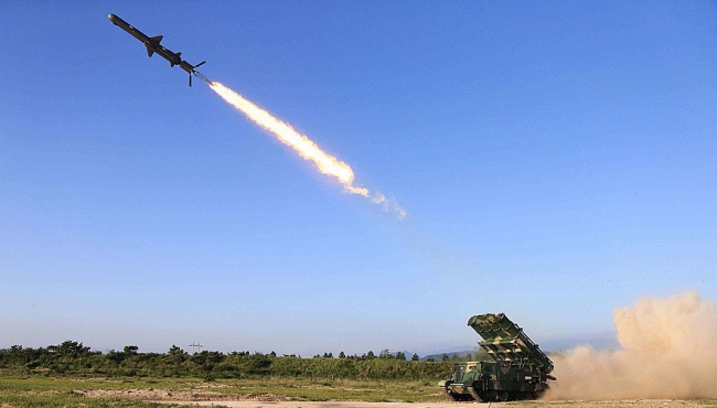 Corea del Sur y EUA realizan ejercicios con misiles balísticos