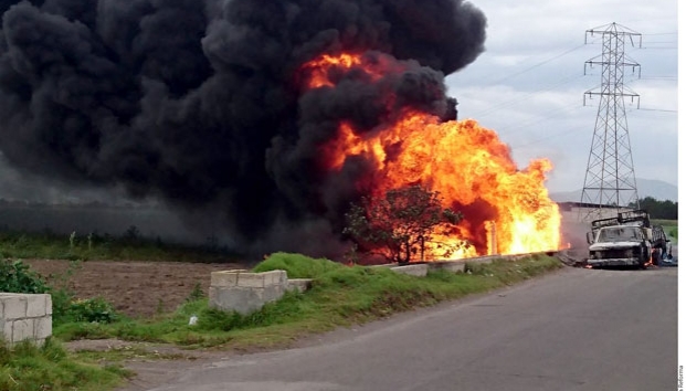 Arde otro ducto por ordeña
