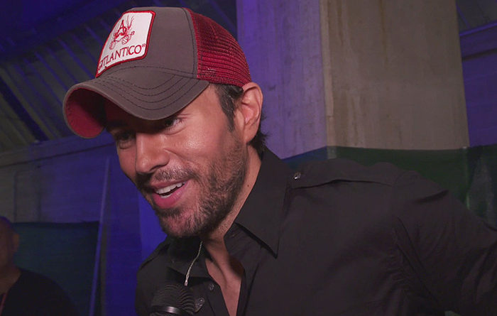 Indigna actuación de Enrique Iglesias en concierto