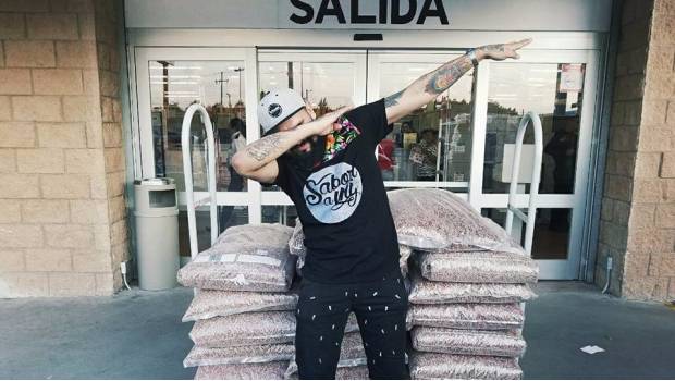 Aprovecha error de Soriana y se lleva 450 kilos de croquetas en 333 pesos